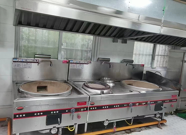 食堂粉色视频免费网站设备