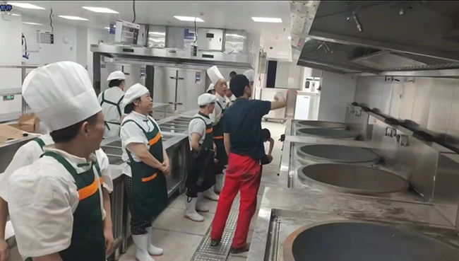 食堂粉色视频免费网站设备